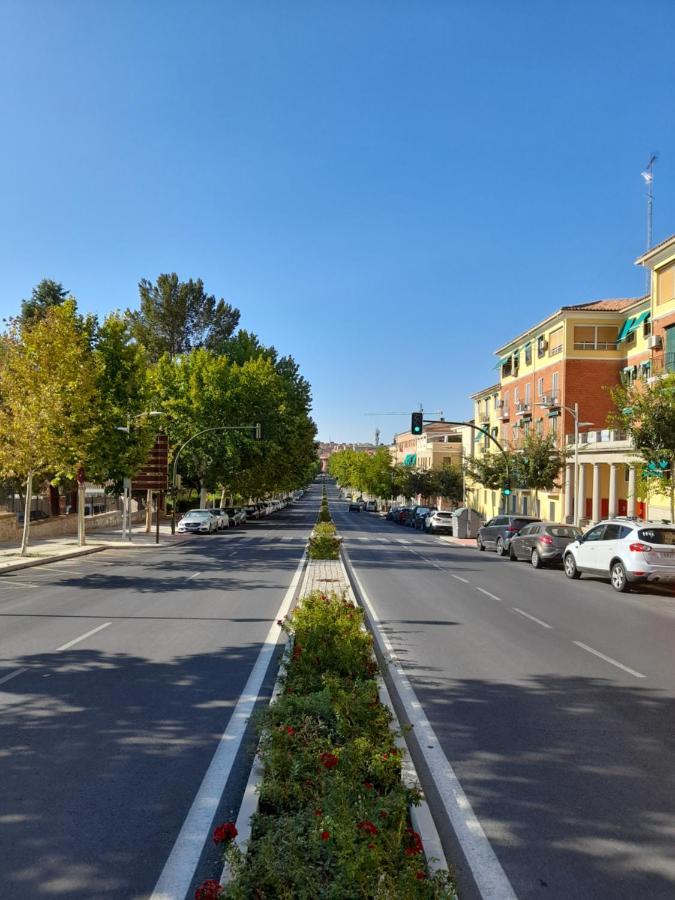 No Fiestas, 5 Dormitorios Solo Familias, Parejas O Trabajo Parking Publico Gratis A 300M Toledo Exterior photo